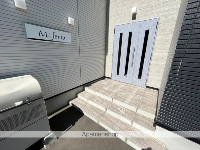 M FERIOの玄関写真