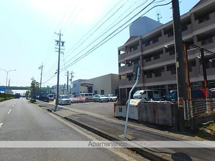 愛知県小牧市小木東１丁目[2LDK/49.5m2]の周辺2