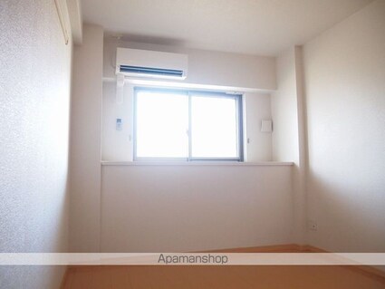 サン　フォレスト　ヴィラ[2LDK/57.52m2]のリビング・居間2