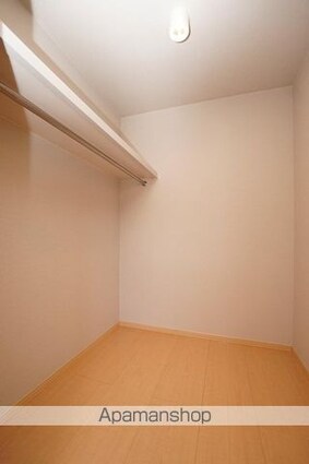 グレイス　スクエア新涯　５　Ｂ棟[2LDK/56.3m2]の収納