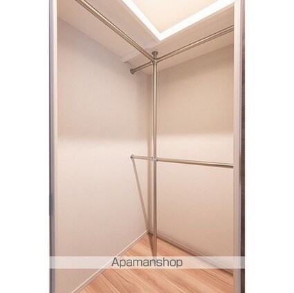 ミリアレジデンス浅草駒形[2LDK/50.95m2]の収納