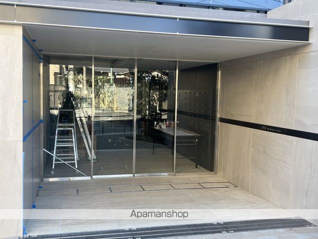 イプセ東高円寺の玄関写真