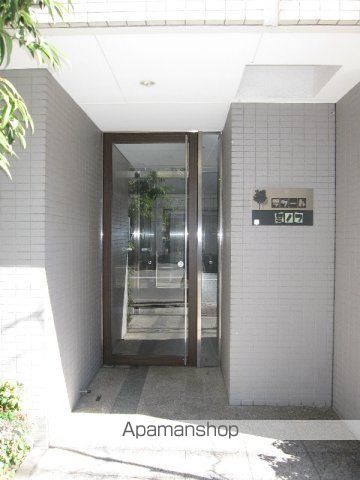 アトラスリベルタ新御徒町の玄関写真