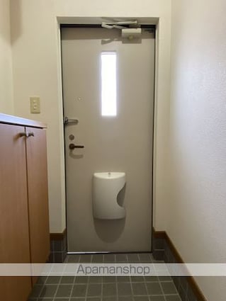 チェリークイーン[2LDK/51.67m2]の玄関