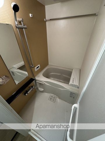 プレサンス塚本ミッドネクストの内装写真