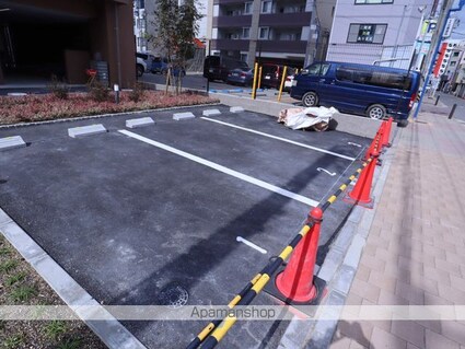 ファステートＮＡＧＯＹＡ今池バレンシア[1K/22.99m2]の駐車場