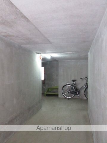 ルーブル南5条の玄関写真