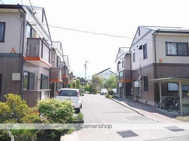ディアスのみぞA棟B棟の玄関写真