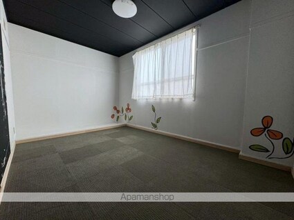 神崎ビル[2DK/37.46m2]のリビング・居間1