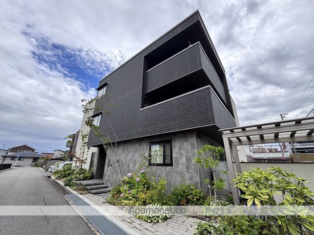 DREAMIO堀川小泉の外観写真