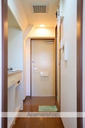 東京都渋谷区本町５丁目[1K/16m2]の玄関1