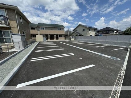 ローズコート青木島ＩＩ[1LDK/39.69m2]の駐車場