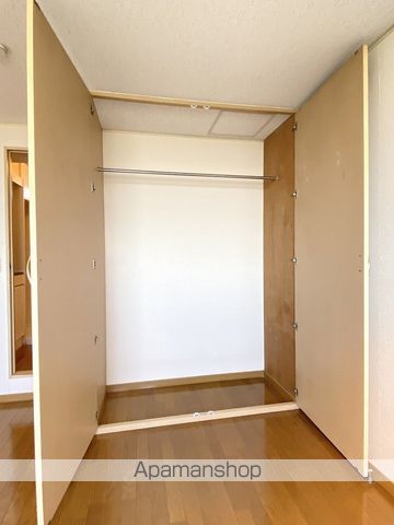 プルニエの内装写真