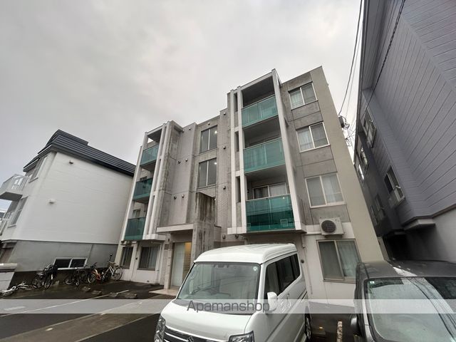 LIVE AURAの外観写真