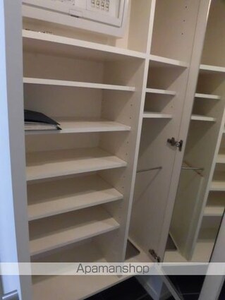 プライムアーバン三軒茶屋[1R/25.4m2]の内装1