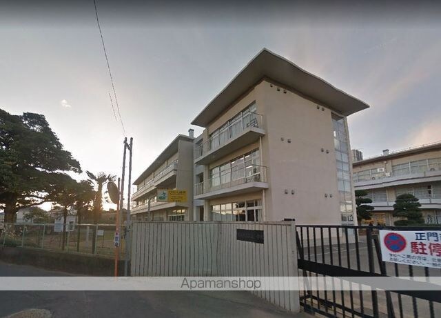 茨城県鹿嶋市厨３丁目[1K/23.18m2]の周辺8