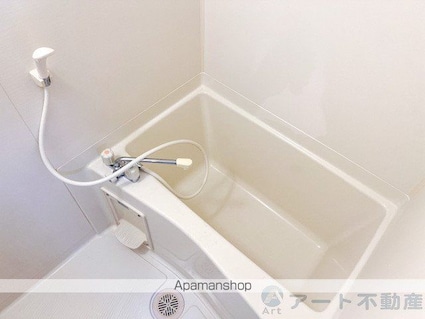 ブラウンハイム土居田[1K/24.8m2]のバス