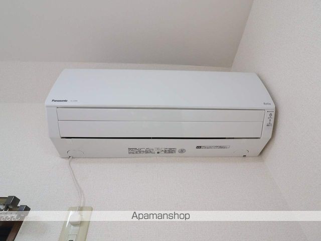 パレ・ド・メナールＡ棟[1K/31.57m2]の玄関