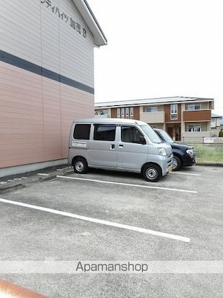 シティハイツ加茂Ｂ[2DK/38.33m2]の駐車場