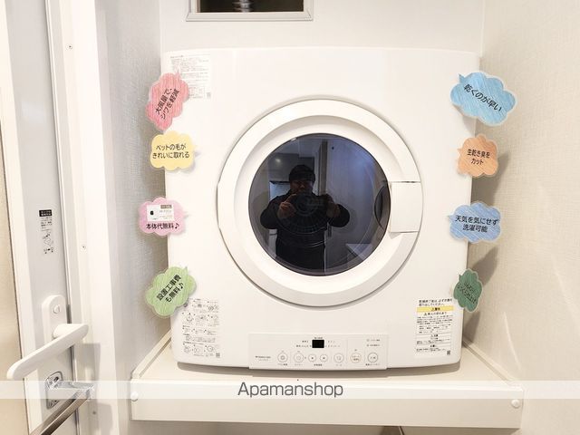 スプランディッドVIIIの内装写真
