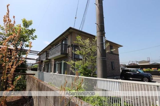 リビングタウン岩国 A棟の外観写真