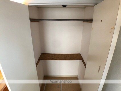 レオパレスシェソワ[1K/15.52m2]の収納
