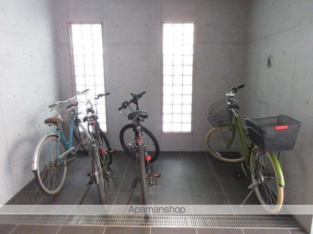 グリーニエ西新宿の外観写真