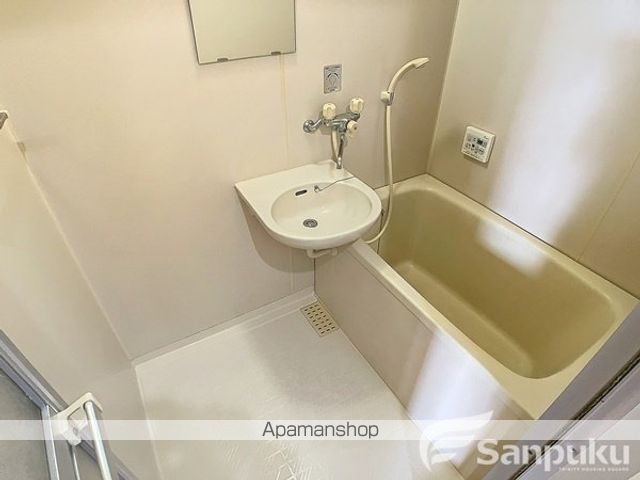 石手リバーハイツB棟の内装写真