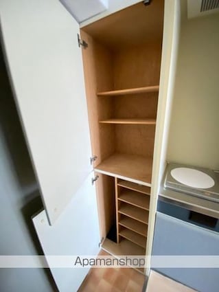 メゾン・ド・栗林公園[1R/18m2]の内装2