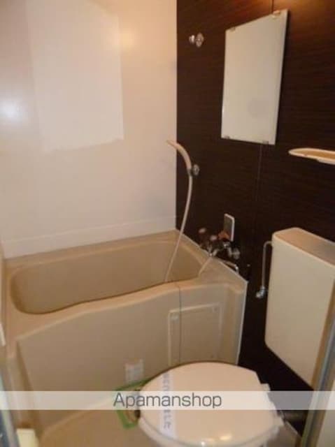 ウエストインパート１８[1R/14m2]のバス