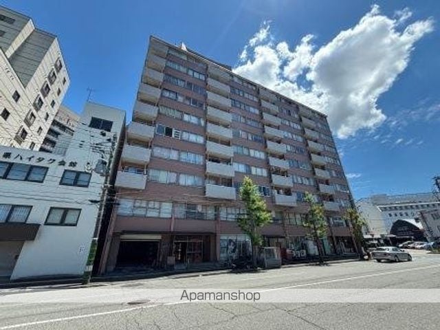 新潟マンションの外観写真