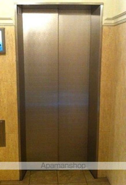 レジディア新宿御苑[1K/21.18m2]の共用部2