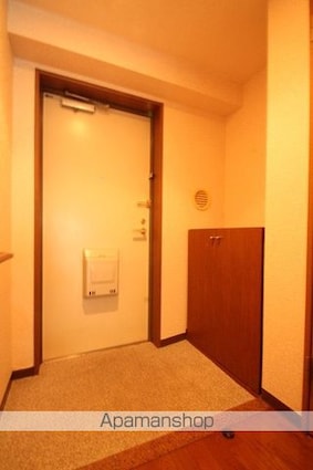 シャトルコート[2LDK/57m2]の玄関