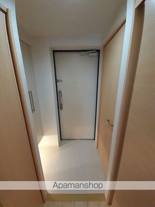 グレースヒルズ下馬[2K/33.54m2]の玄関