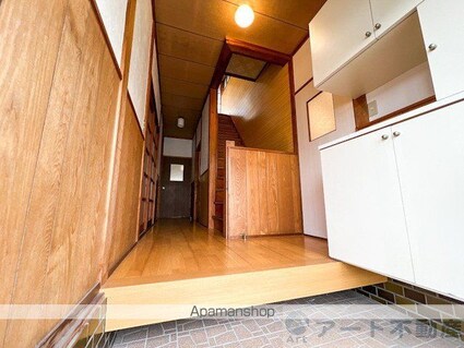 土居田　和泉住宅[4DK/82.12m2]の玄関