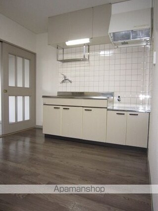 宮城県仙台市青葉区通町２丁目[3DK/51.03m2]のキッチン