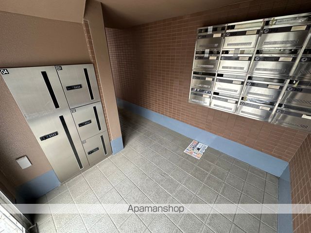 レアールガーデンの玄関写真