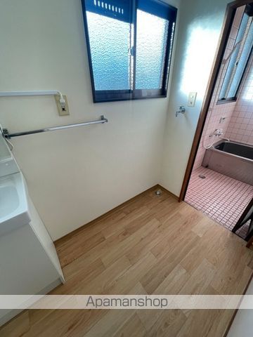 ブレストハウス御堀の内装写真