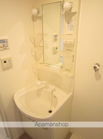 レジディア薬院大通の内装写真