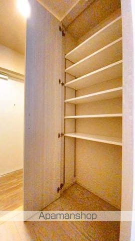 ART RESIDENCE IN MISATO CHUOの内装写真