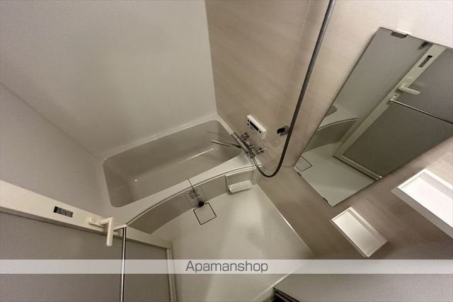 コンフォリア新大阪宮原Qの内装写真