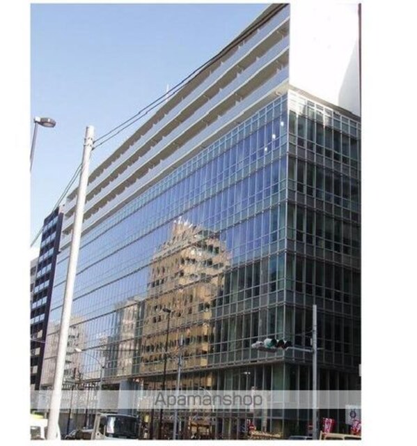 ラクアスレジデンス東新宿[1K/23.6m2]の外観