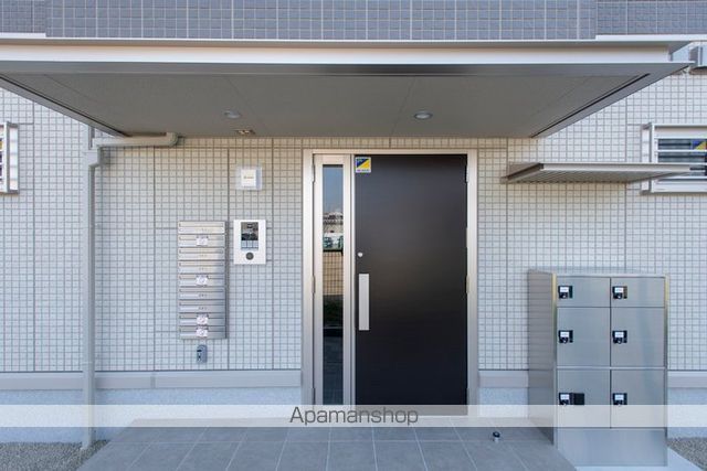 DーROOMCVの玄関写真