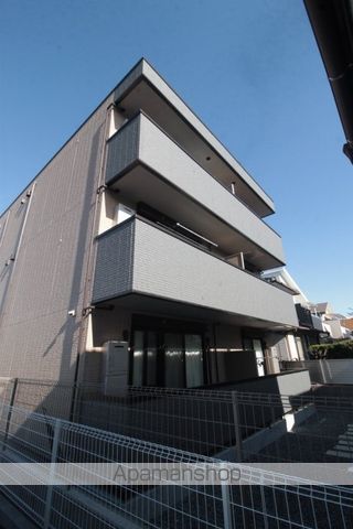 シャルマン高畑の外観写真