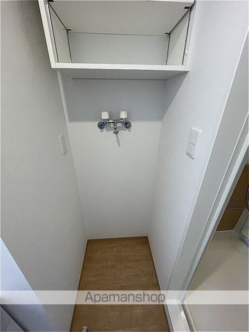 CARRERA行啓通の内装写真