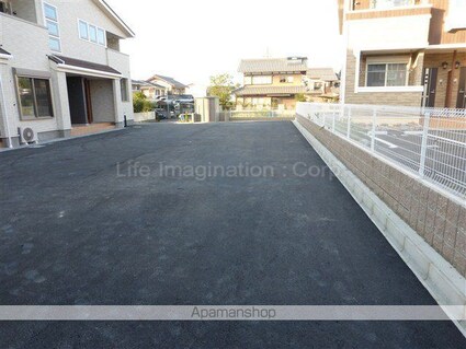 パインビレッジ　ビオーラ[2LDK/58.7m2]の共用部1