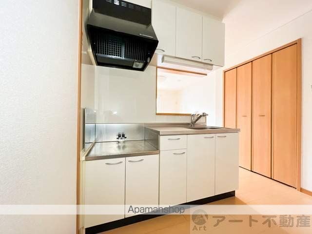 プラシード山越 Bの内装写真