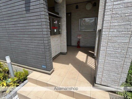 ラシュレ・フォレスト[1K/26.72m2]のエントランス2