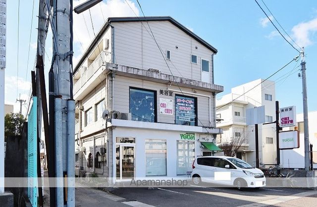 岡田マンションの外観写真