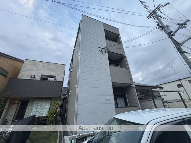 ハーモニーテラス納所北城堀の外観写真